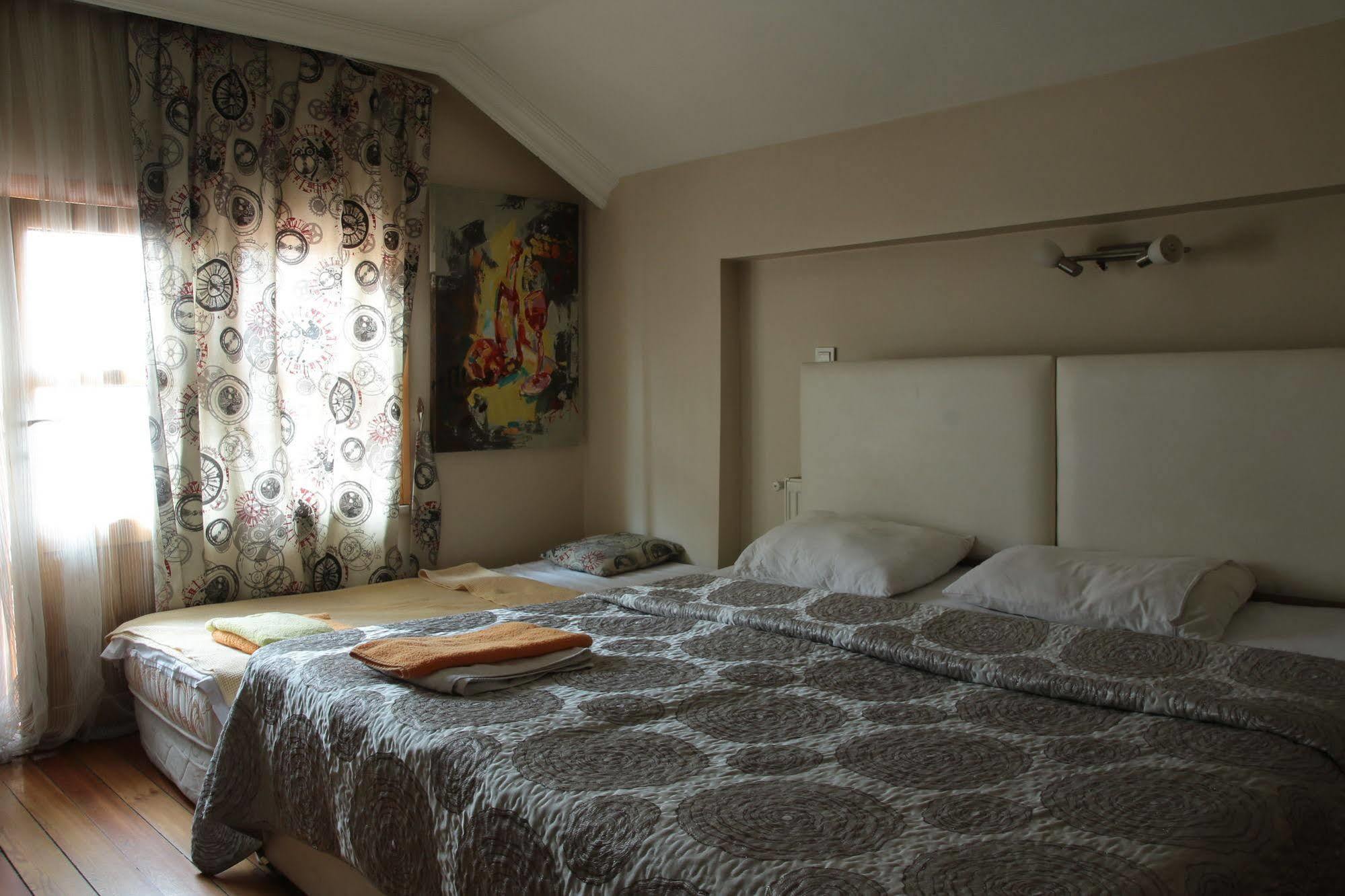 Eagles Budget Home Istanboel Buitenkant foto